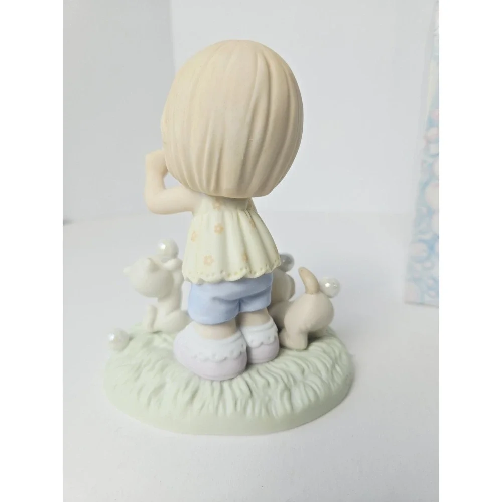 Enesco Precious Moments figurine wbox You Fill the Air with Giggles and Laughter
